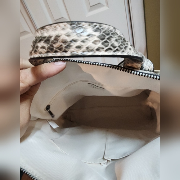 Backpack Purse Vegan Animal Print NWT a. new day - Picture 9 of 11